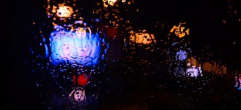 《露凝眸》——一個農民雨夜的吶喊 文/燚冰